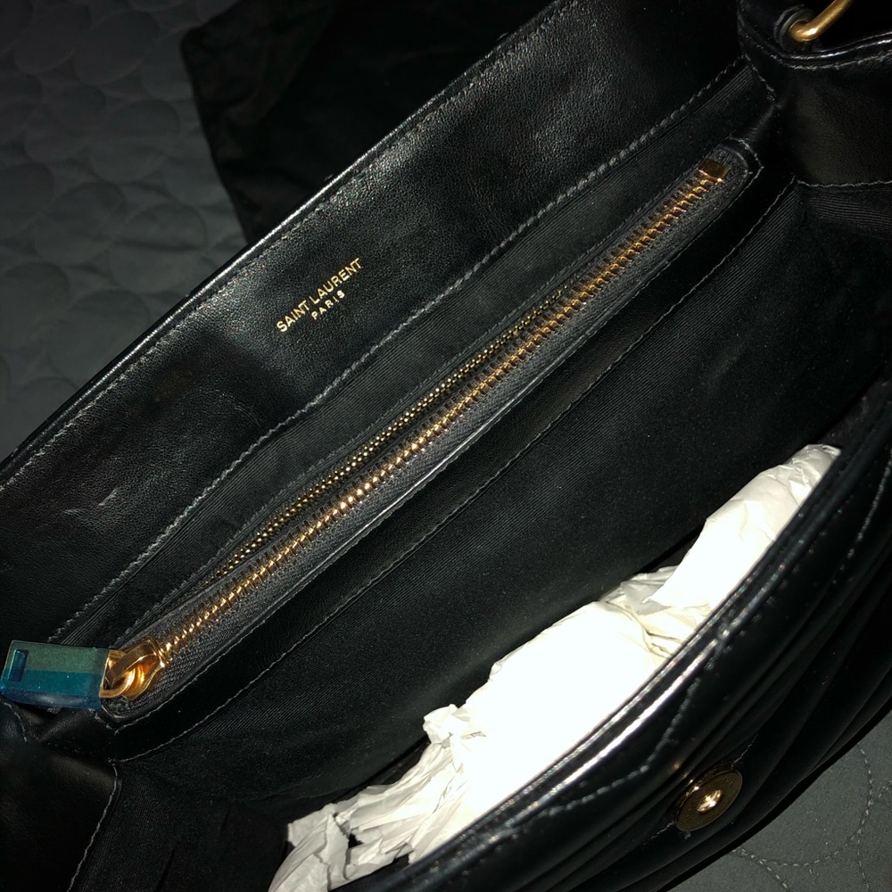 AUTHENTIC YSL Medium Loulou Matelassé Shoulder Bag - Picture 5 of 9